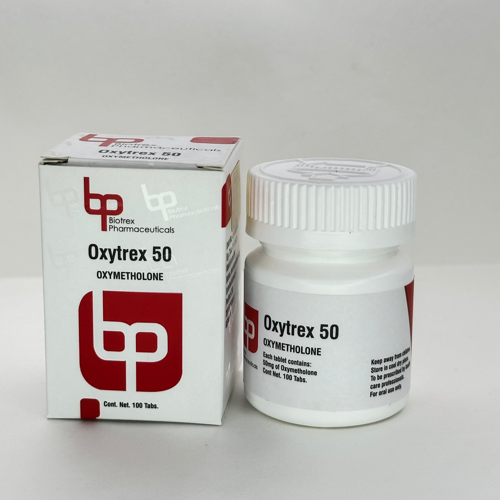 Bote de Oxytrex 50 mg con 100 tabletas de Biotrex Pharmaceuticals, potente esteroide oral de oximetolona para volumen masivo y fuerza bruta.